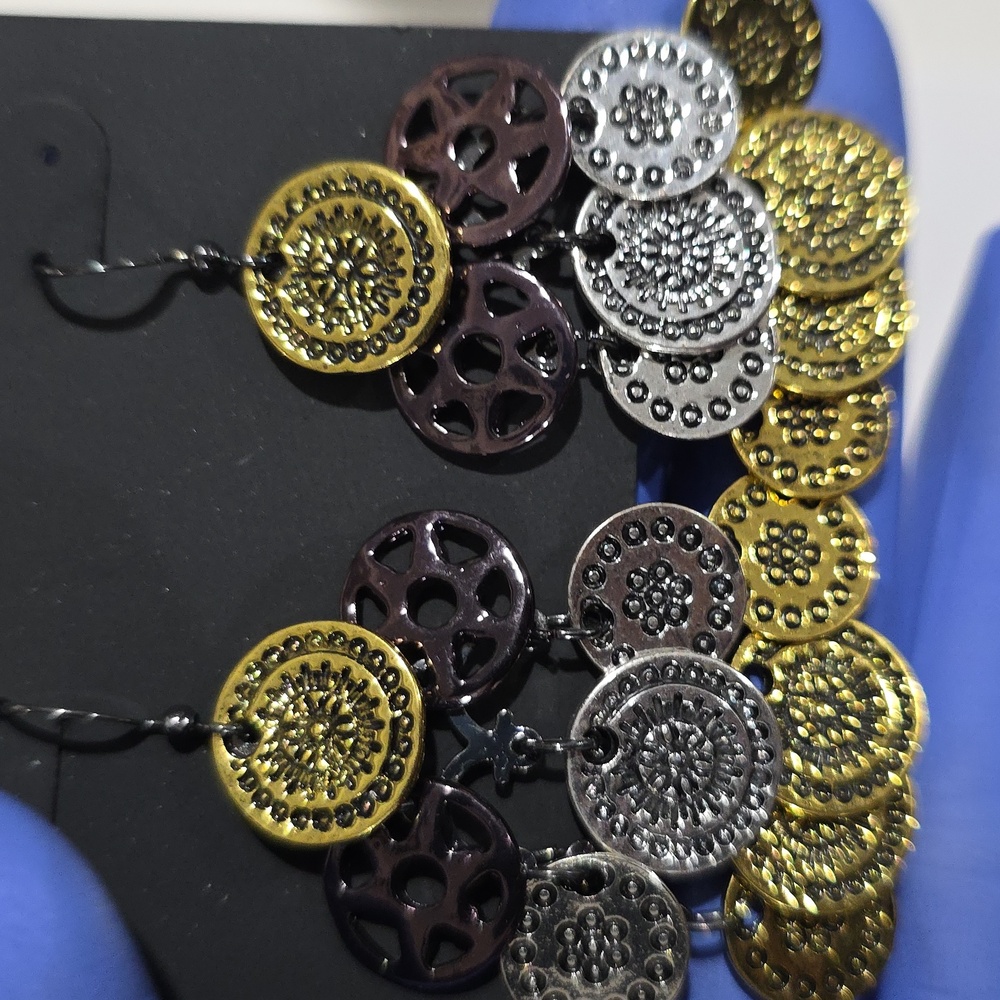 Multi-Tone Filigree Disc Earrings – Gold, Silver & Gunmetal Cascading Layers - Picture 7 of 10
